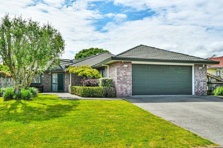 Photo of property in 91 Rushgreen Avenue, Pahurehure, Papakura, 2113