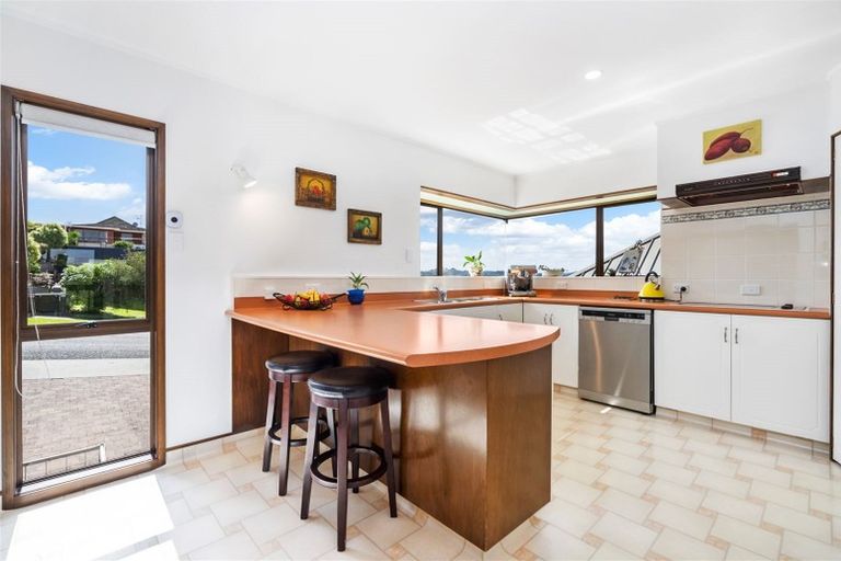 Photo of property in 213 Fairway Drive, Te Kamo, Whangarei, 0112