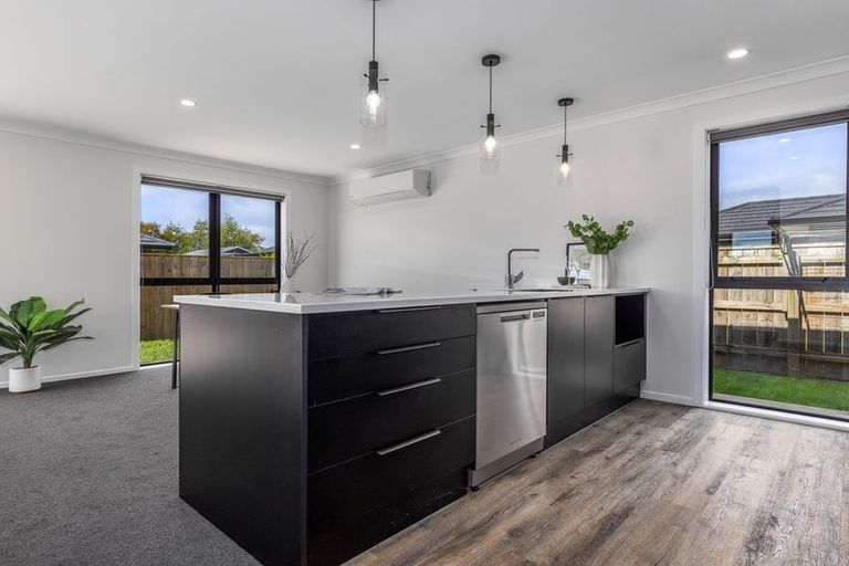 Photo of property in 104 Hinemoa Street, Levin, 5510