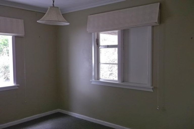 Photo of property in 37 Palliser Road, Roseneath, Wellington, 6011