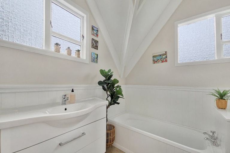 Photo of property in 38 Hilton Road, Lynmore, Rotorua, 3010