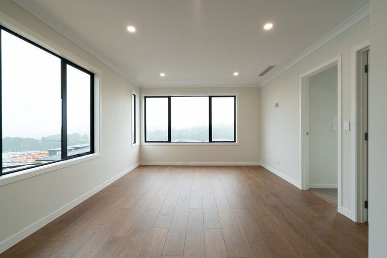Photo of property in 57 Michael Bosher Way, Flat Bush, Auckland, 2019