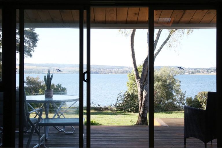 Photo of property in 18 Oregon Drive, Rainbow Point, Taupo, 3330