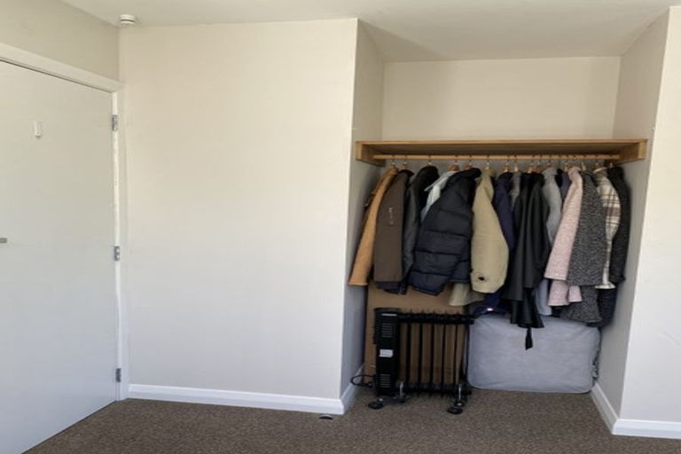 Photo of property in 162 The Ridgeway, Mornington, Wellington, 6021