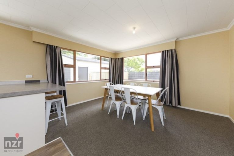 Photo of property in 23a John F Kennedy Drive, Milson, Palmerston North, 4414