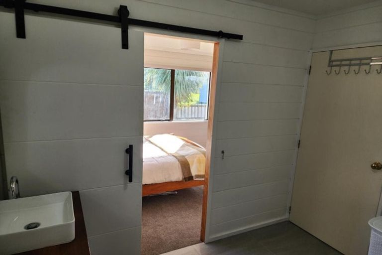 Photo of property in 811a Main North Road, Belfast, Christchurch, 8051