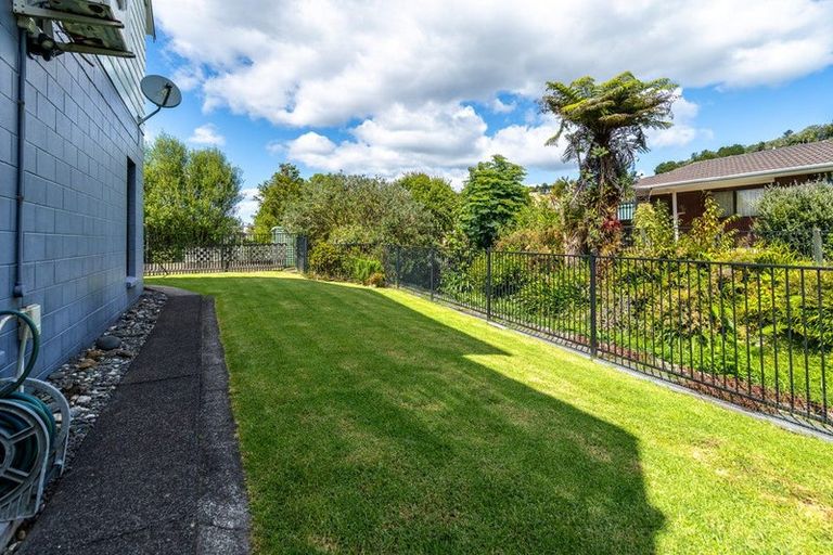 Photo of property in 2b Carr Street, Te Kamo, Whangarei, 0112