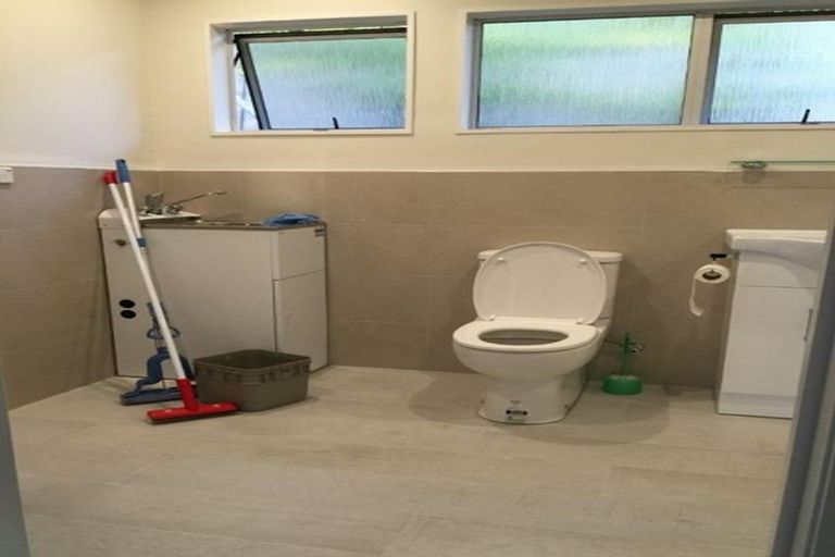 Photo of property in 9/41 Anzac Road, Browns Bay, Auckland, 0630