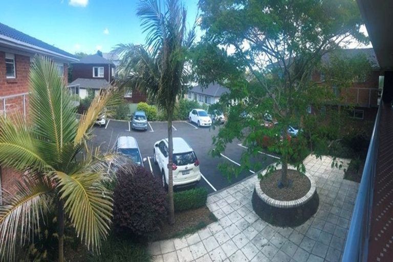 Photo of property in 17/83 Lake Road, Devonport, Auckland, 0622