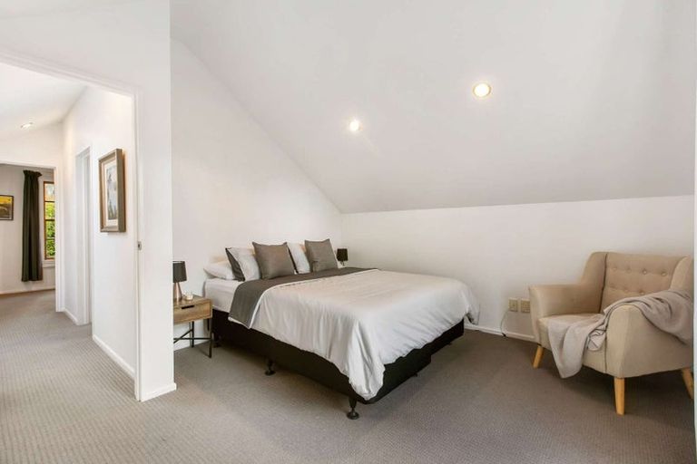 Photo of property in 49 Roslyn Terrace, Stanley Point, Auckland, 0624