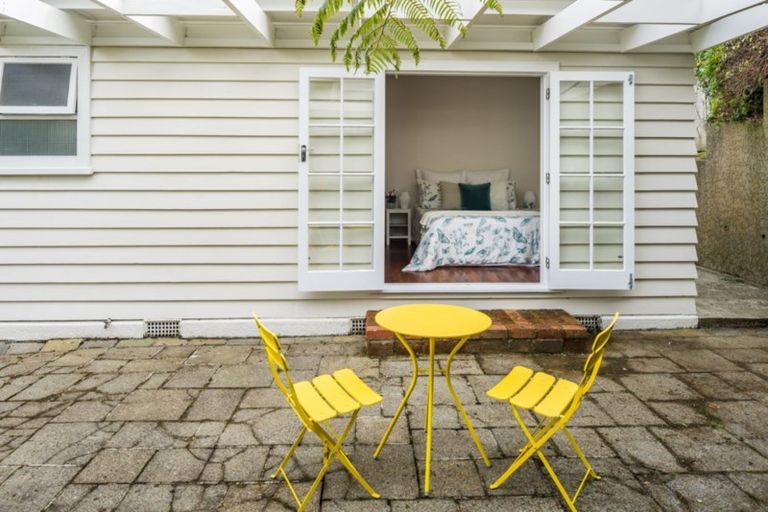 Photo of property in 163 Karepa Street, Brooklyn, Wellington, 6021