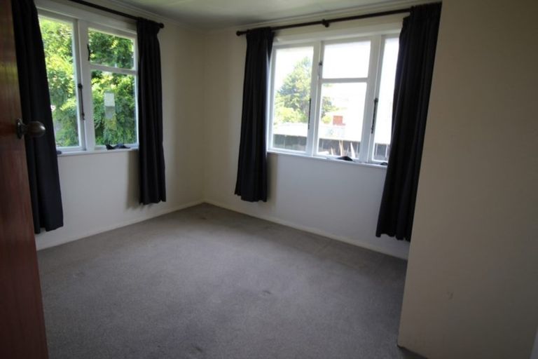 Photo of property in 3 Bristol Crescent, Roslyn, Palmerston North, 4414