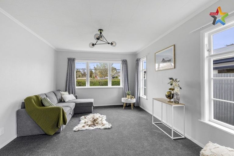 Photo of property in 10 Melrose Street, Wallaceville, Upper Hutt, 5018