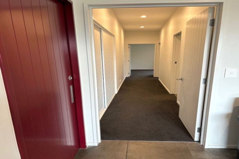 Photo of property in 2 Snowlea Place, West Melton, 7618