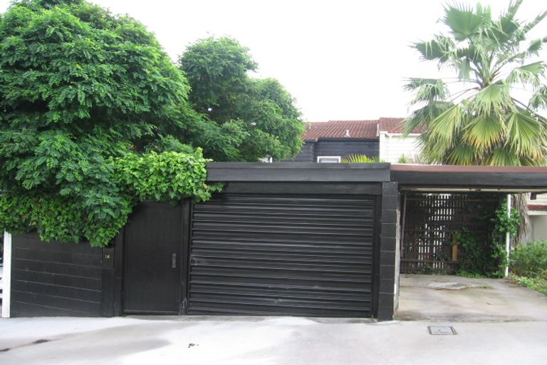 Photo of property in 16 Gwilliam Place, Freemans Bay, Auckland, 1011