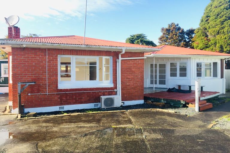 Photo of property in 1/11 Station Road, Takanini, 2112