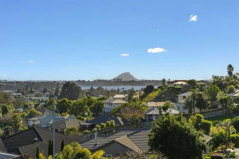 Photo of property in 93 Oteki Park Drive, Welcome Bay, Tauranga, 3112