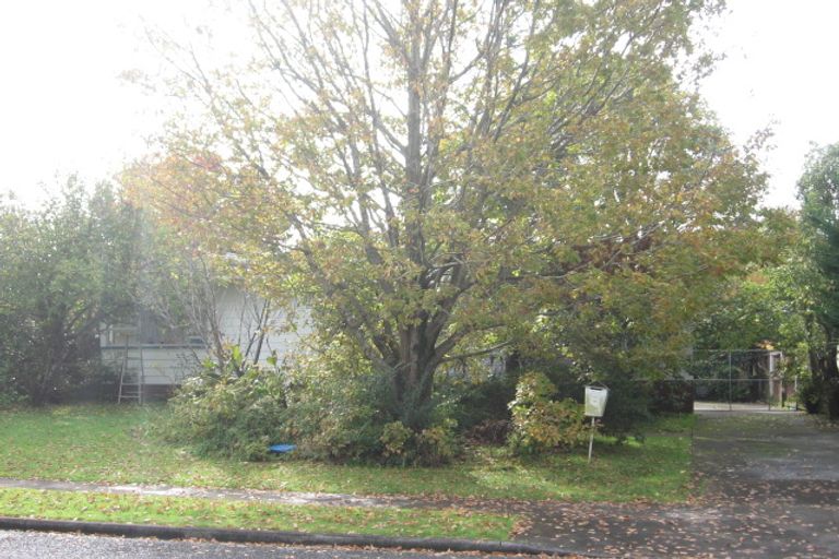 Photo of property in 8 Blanche Way, Half Moon Bay, Auckland, 2012