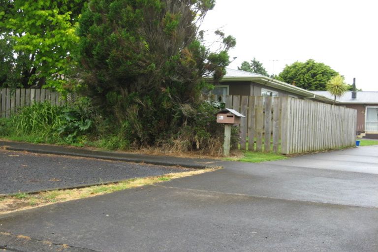 Photo of property in 8a Willowbrook, Pukekohe, 2120