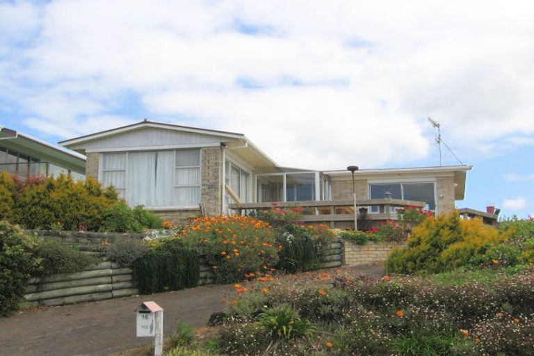 Photo of property in 18 The Crescent, Waihi Beach, 3611