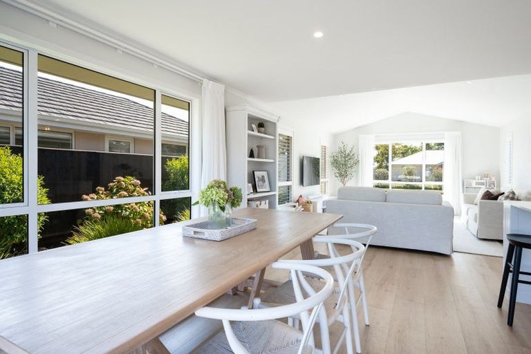 Photo of property in 8 Oakdale Grove, Richmond, 7020