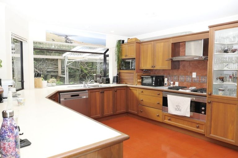 Photo of property in 41 Halladale Road, Papakowhai, Porirua, 5024