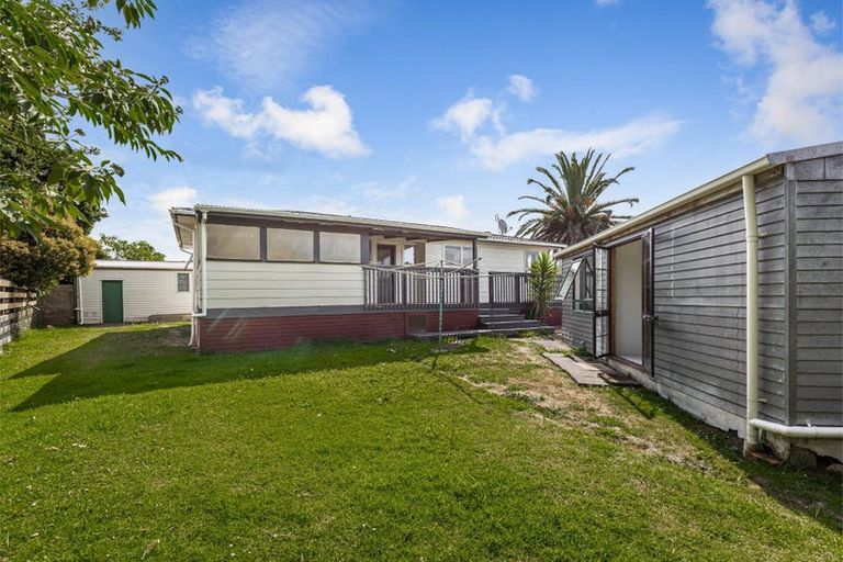 Photo of property in 8 Frostbite Place, Ranui, Auckland, 0612