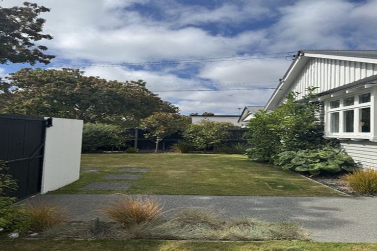 Photo of property in 35 Kensington Avenue, Mairehau, Christchurch, 8013