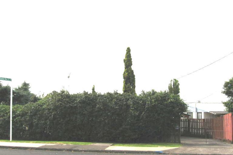 Photo of property in 1/32 Ranui Station Road, Ranui, Auckland, 0612