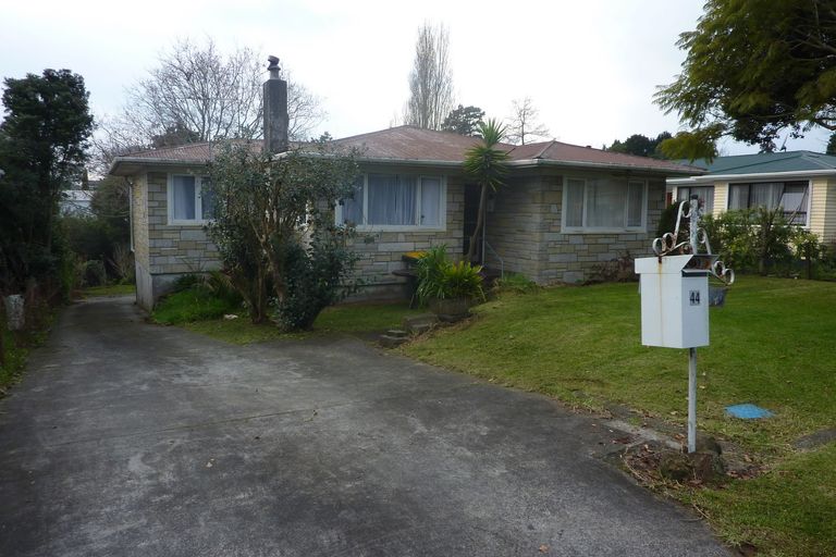 Photo of property in 44 Mclean Avenue, Papatoetoe, Auckland, 2025