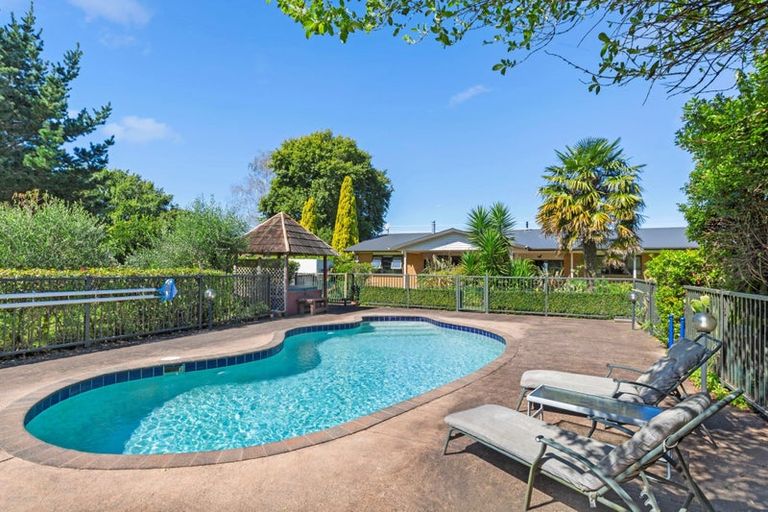 Photo of property in 243 Woodside Road, Matangi, Hamilton, 3284