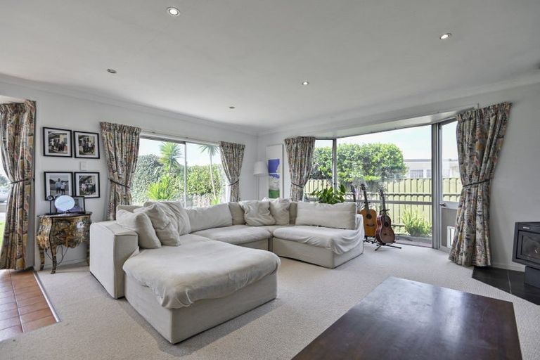 Photo of property in 1301 Briggs Place, Mayfair, Hastings, 4122