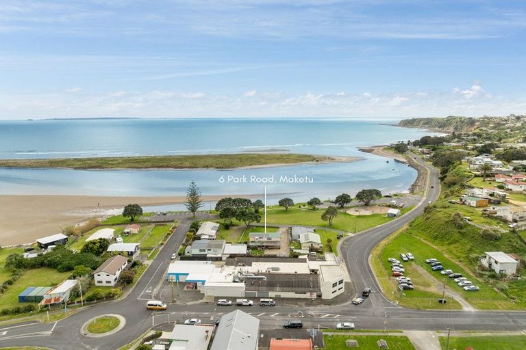 Photo of property in 6 Park Road, Maketu, Paengaroa, 3189