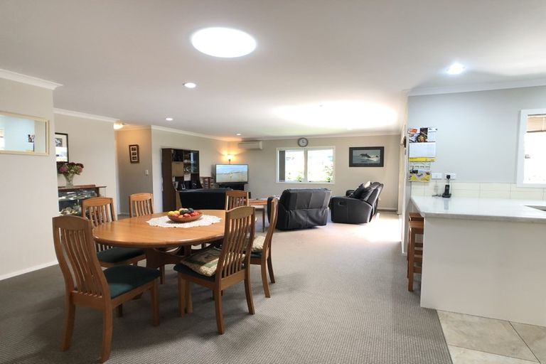 Photo of property in 4 Cape Place, Poraiti, Napier, 4112