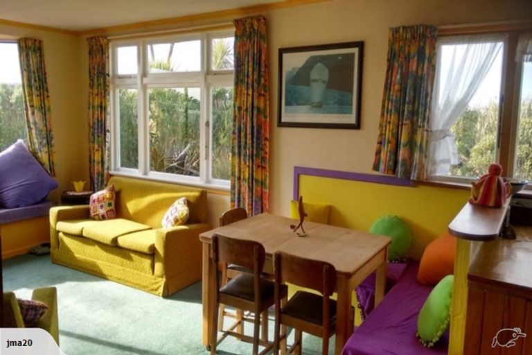 Photo of property in 5 Bluecliffs Beach Road, Papatotara, Tuatapere, 9691