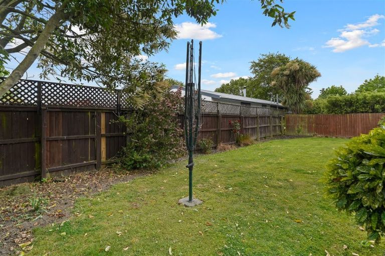 Photo of property in 22 Ballymena Drive, Belfast, Christchurch, 8051