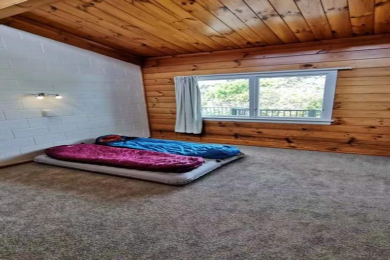 Photo of property in 2/15 Selwyn Crescent, Forrest Hill, Auckland, 0620