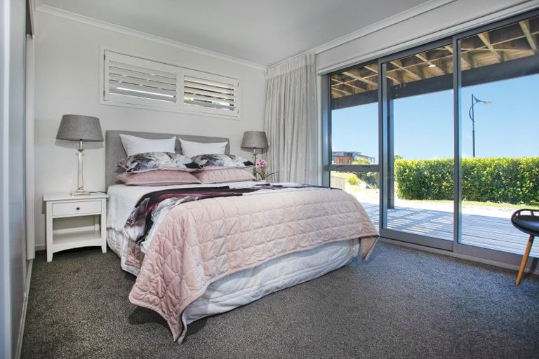 Photo of property in 18 Ross Place, Whiritoa, Whangamata, 3691