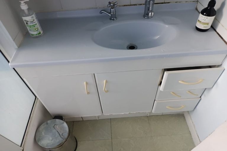 Photo of property in 10 Kilbirnie Crescent, Kilbirnie, Wellington, 6022