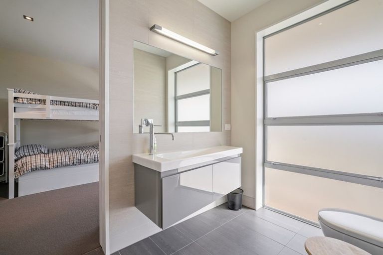 Photo of property in 6 Clearview Street, Wanaka, 9305