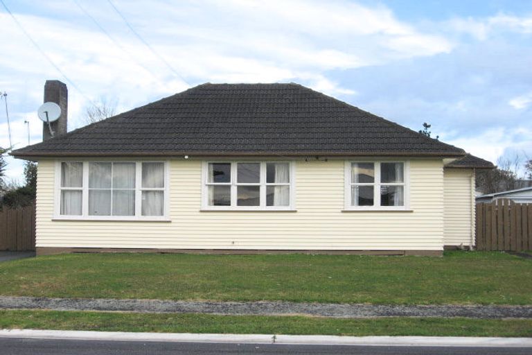 Photo of property in 12 Hendon Road, Fairview Downs, Hamilton, 3214