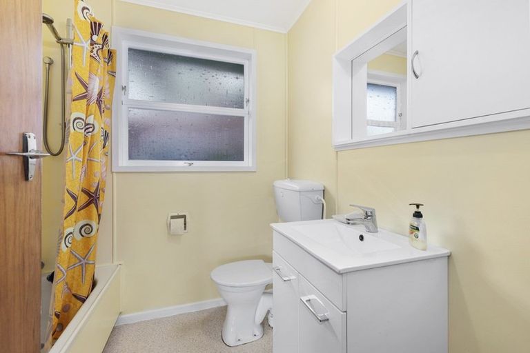 Photo of property in 25a Karaka Street, Wainuiomata, Lower Hutt, 5014