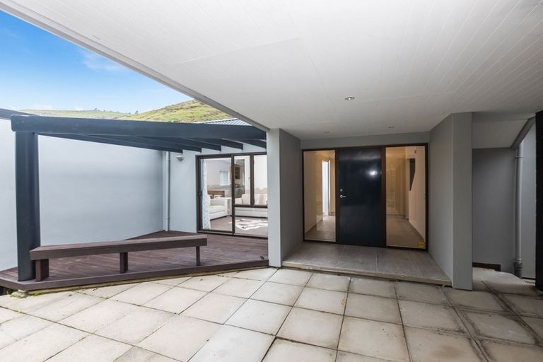Photo of property in 14 Heathvale Place, Heathcote Valley, Christchurch, 8022