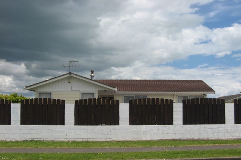 Photo of property in 84 Rowandale Avenue, Manurewa, Auckland, 2102