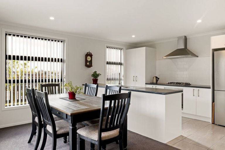 Photo of property in 49 Pragma Rise, Rototuna North, Hamilton, 3210