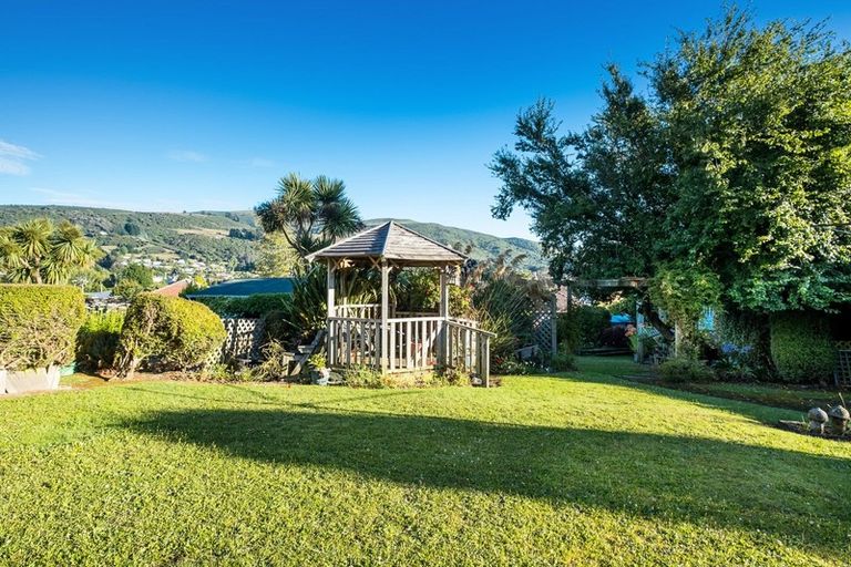 Photo of property in 27 Forresbank Avenue, Wakari, Dunedin, 9010