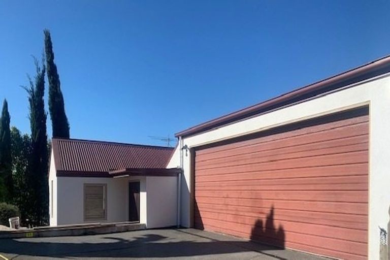 Photo of property in 86 Mount Pleasant Road, Mount Pleasant, Christchurch, 8081