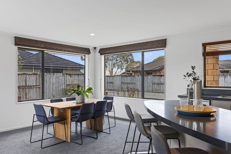 Photo of property in 8 Wakefield Place, Rototuna North, Hamilton, 3210