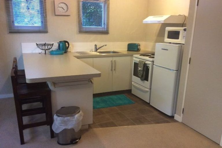 Photo of property in 23 Lincoln Terrace, Hokowhitu, Palmerston North, 4410