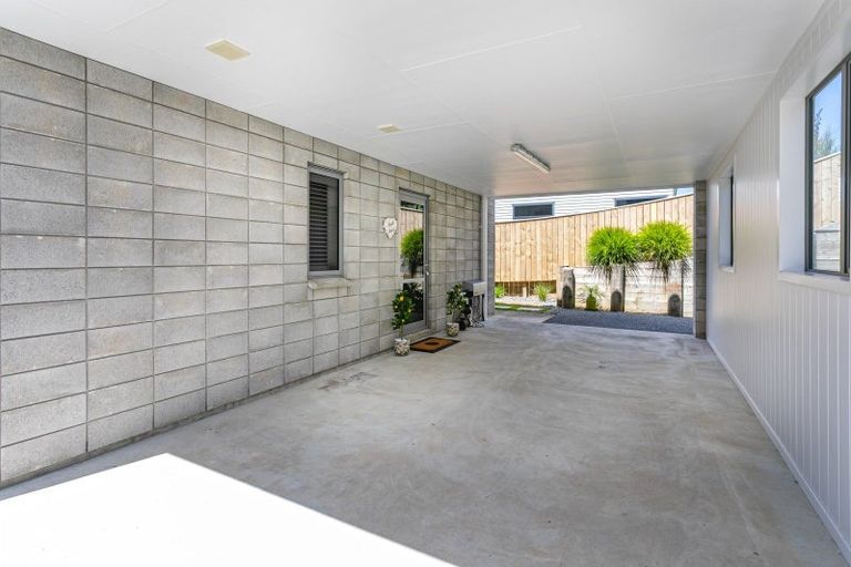 Photo of property in 18 Ross Place, Whiritoa, Whangamata, 3691